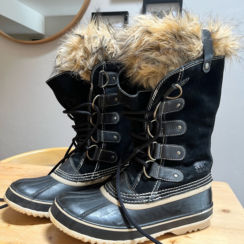 Sorel Joan of arc boots